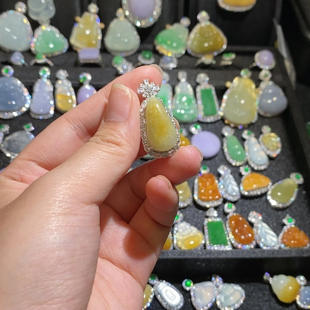 颈饰银S925镶嵌翡翠天然翡翠