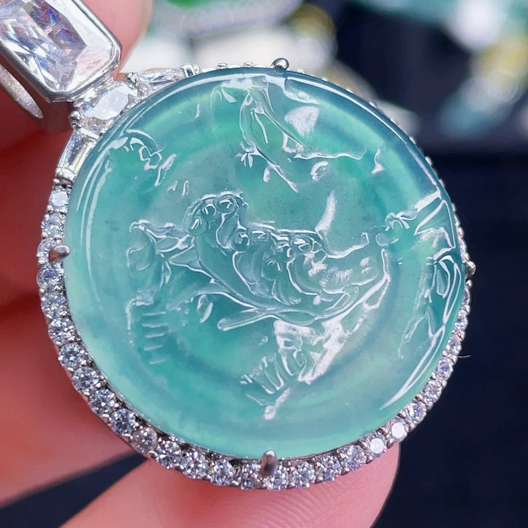 翡翠未镶嵌吊坠(不含链)237