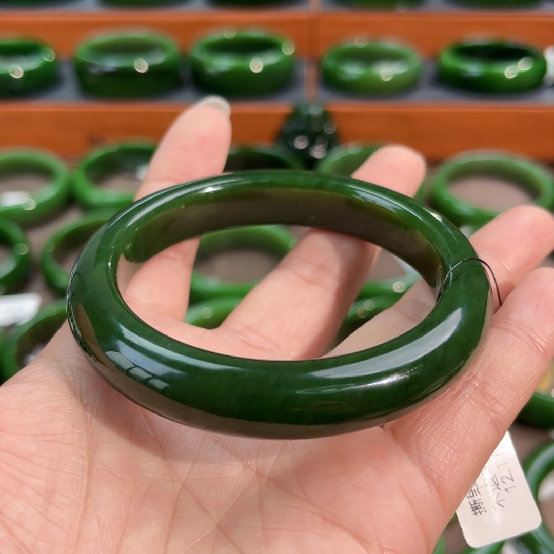 未镶嵌手镯和田玉（碧玉）