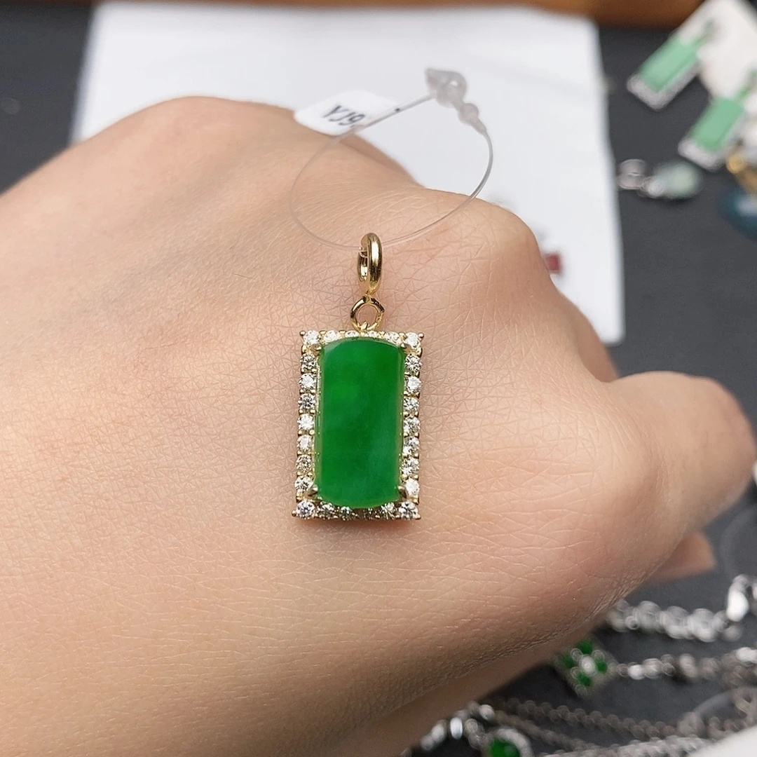 翡翠银S925镶嵌戒指无事牌吊坠