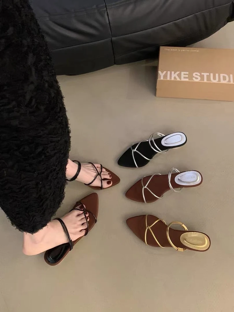 小众设计时尚百搭平底坡跟夏季尖头凉鞋2025新款
