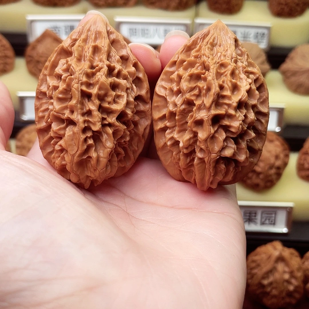 文玩核桃吊坠招财鼠38尺610