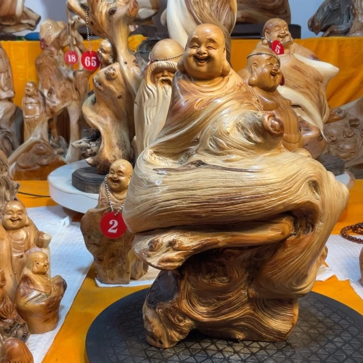 柏木（崖柏）我**良崖柏  弥勒