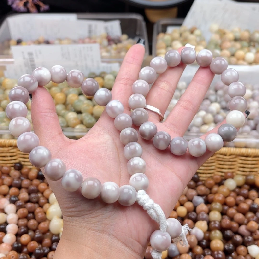 白玉菩提吊坠a13.5mm35颗。芋泥奶团 干磨