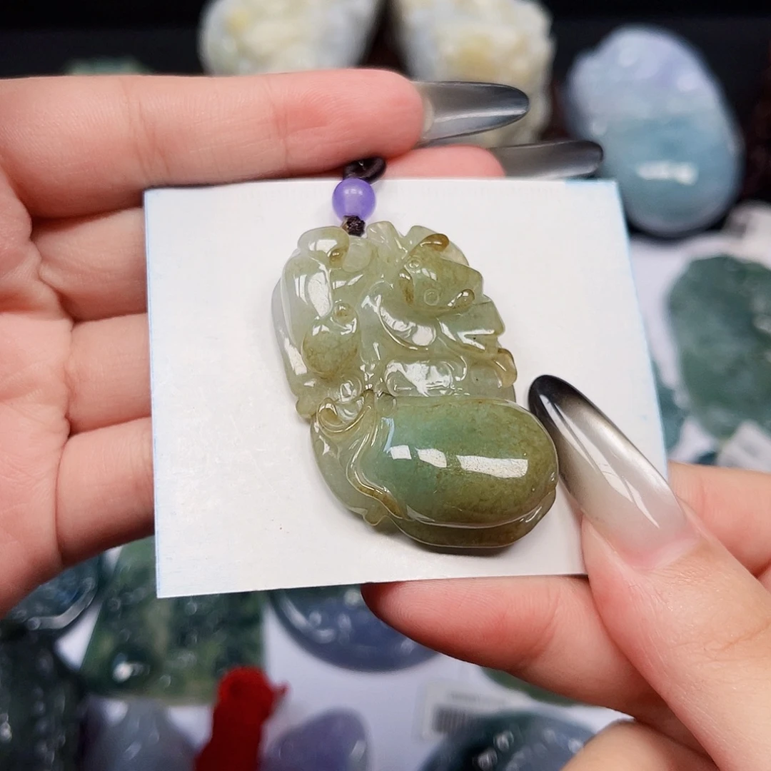 翡翠未镶嵌颈饰天然