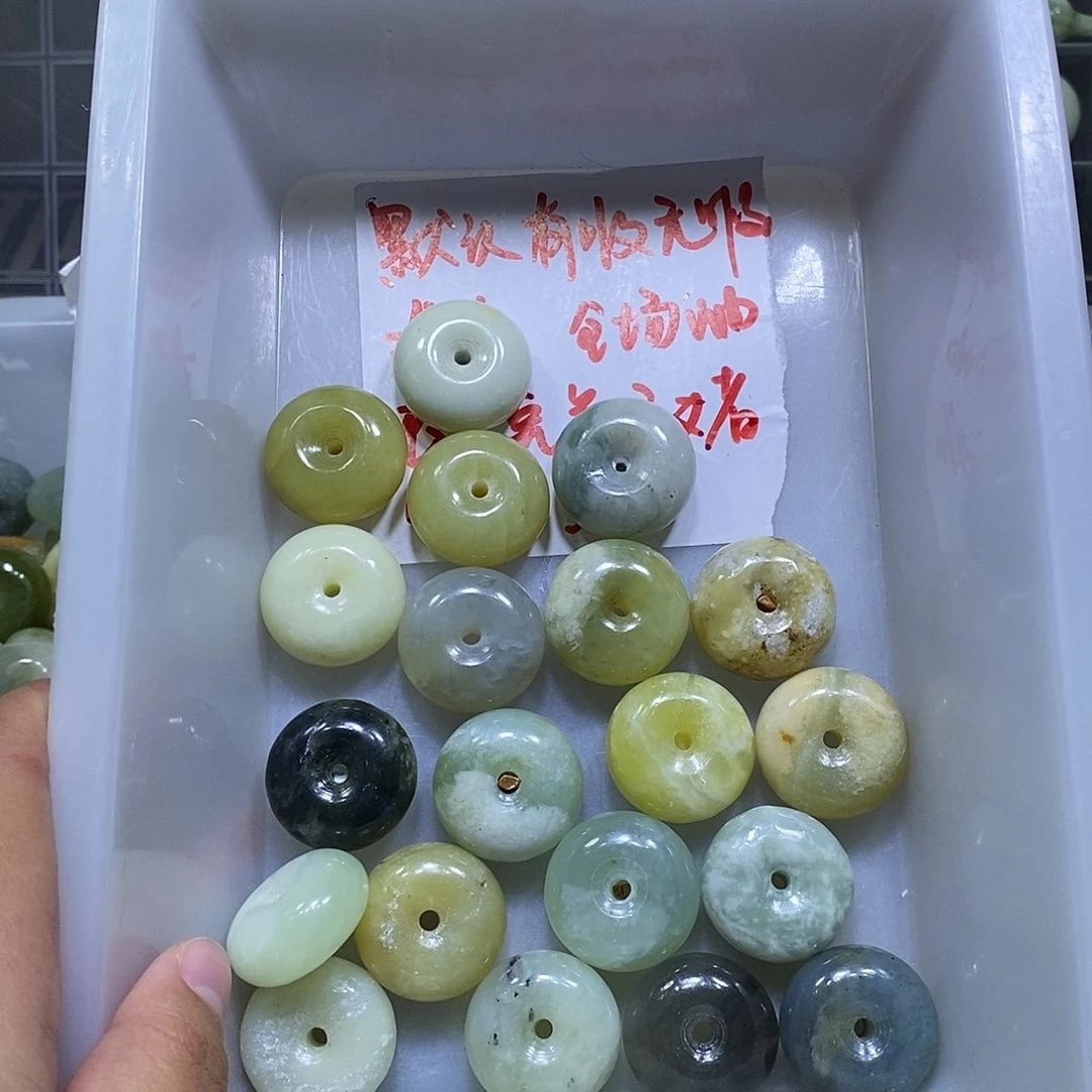 合金蛇纹石玉颈饰269