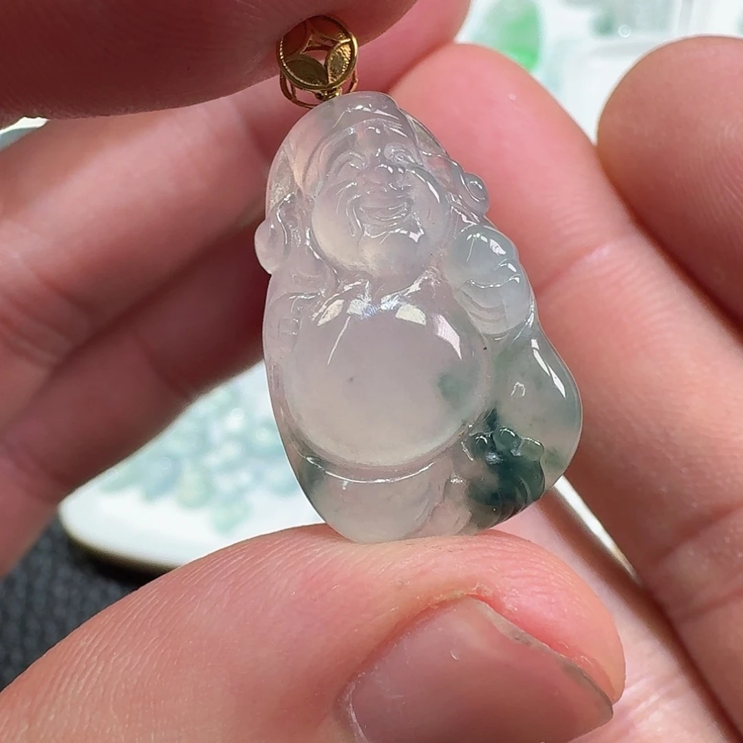 翡翠18K金镶嵌颈饰财神