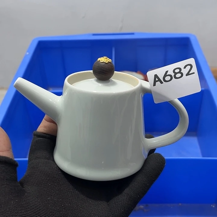 墨***铖瓷片茶摆件工艺品摆件666