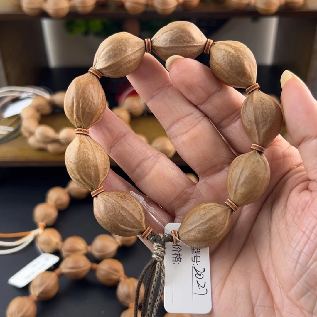 橄榄核吊坠梅林铁核老树核素串2027