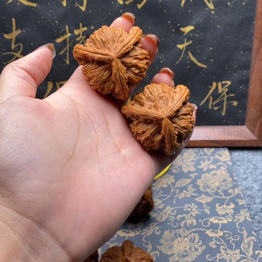 吊坠文玩核桃?**鹅