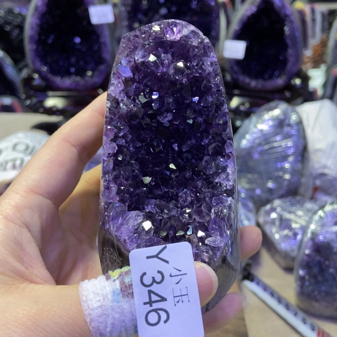 未镶嵌水晶大型摆件（非配饰）摆件