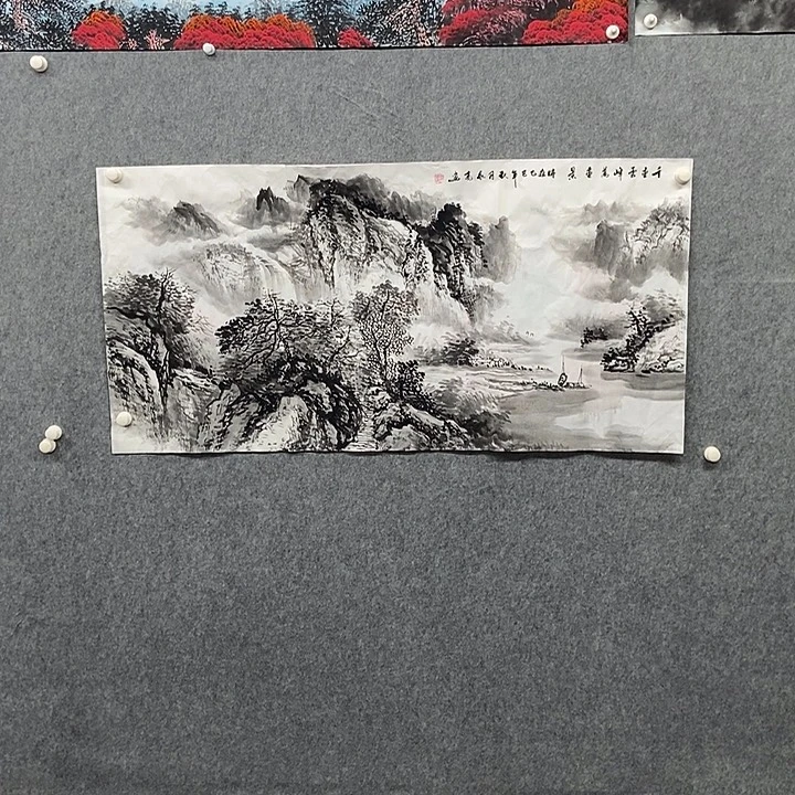 国画四尺水墨山水一副