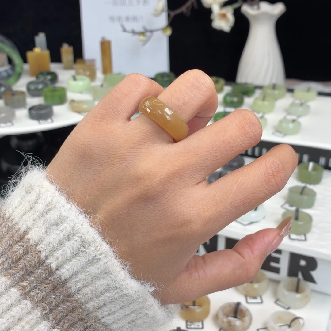 和田玉（糖玉）未镶嵌戒指Q57橘糖轮胎16.8不退换