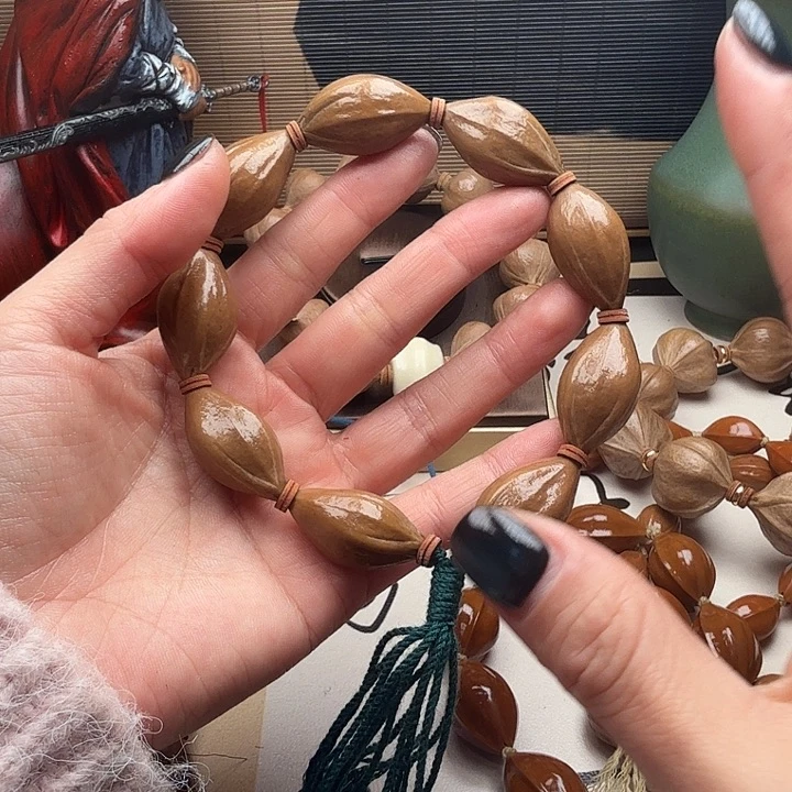 手串/手链橄榄核四花绿绳