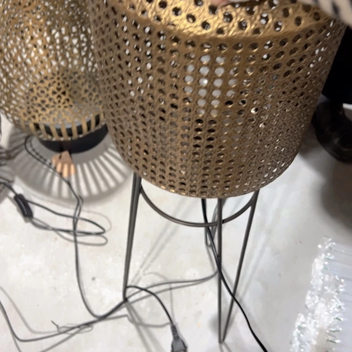 他***爷灯罩变形，外贸孤品，默认瑕疵