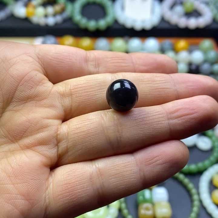 和田玉未镶嵌珠宝半成品帝王帝卡12