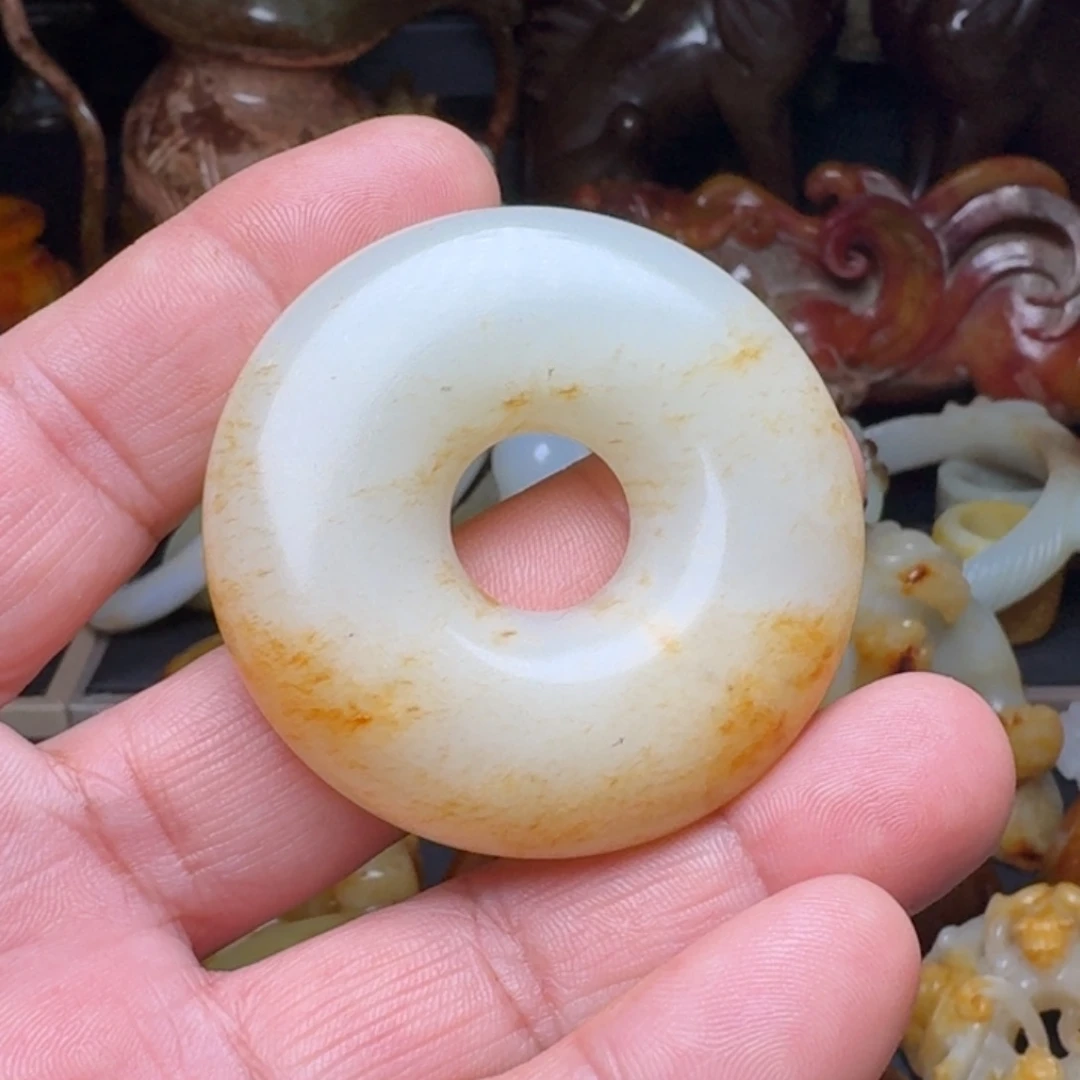 和田玉挂件未镶嵌信*