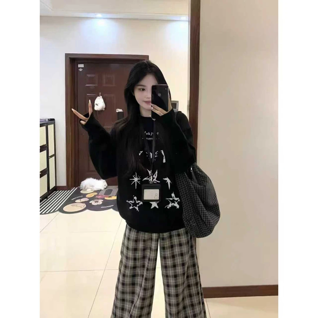 YWBY早秋百搭美式时尚毛衣保暖圆领长袖情侣慵懒风宽松套头上衣