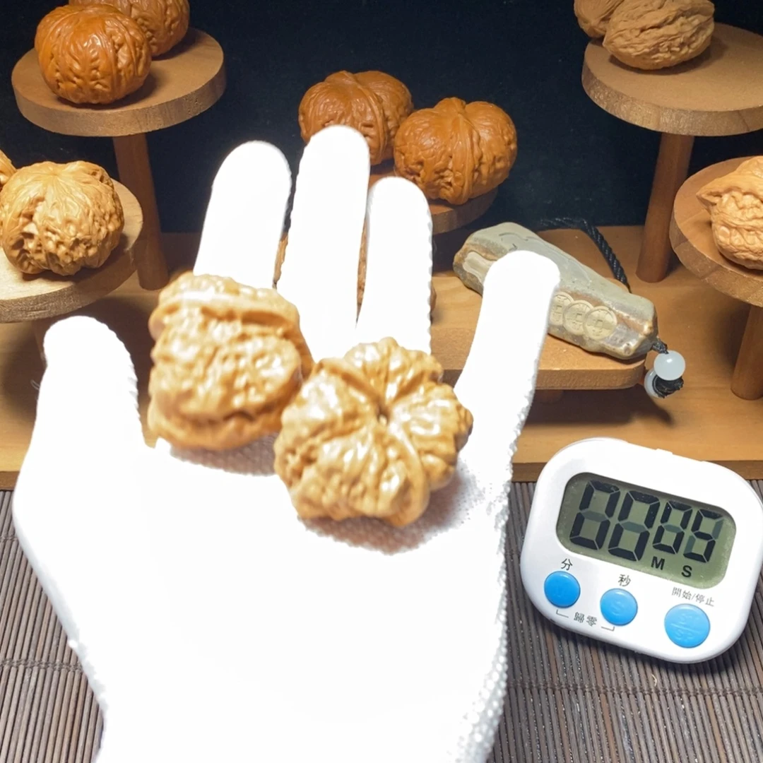 核桃和松仁玉米的