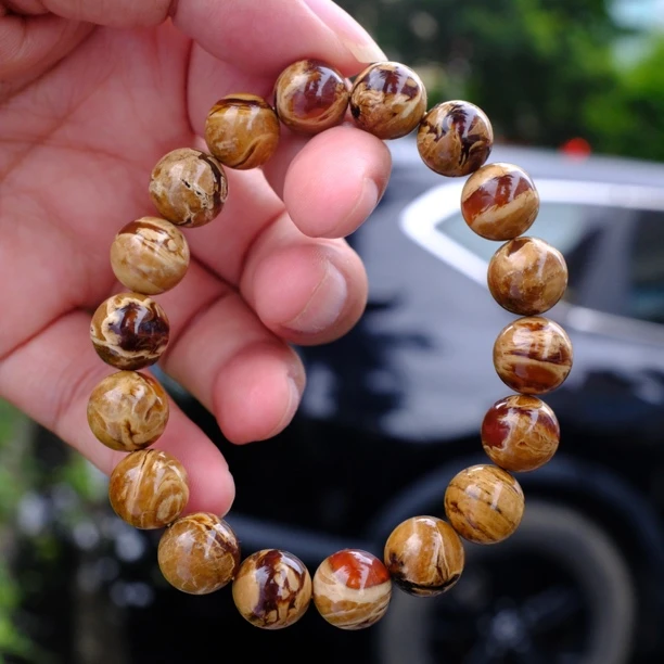 11mm+缅甸溶洞妖花根珀 手串
