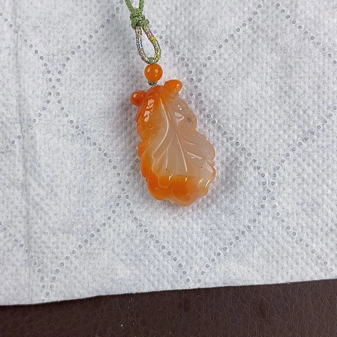 颈饰未镶嵌南红玛瑙鱼