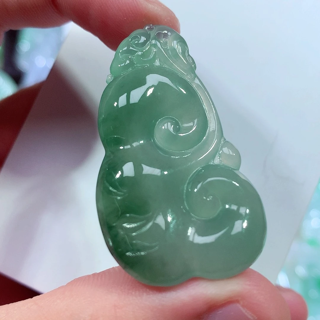 翡翠未镶嵌颈饰缅甸翡翠