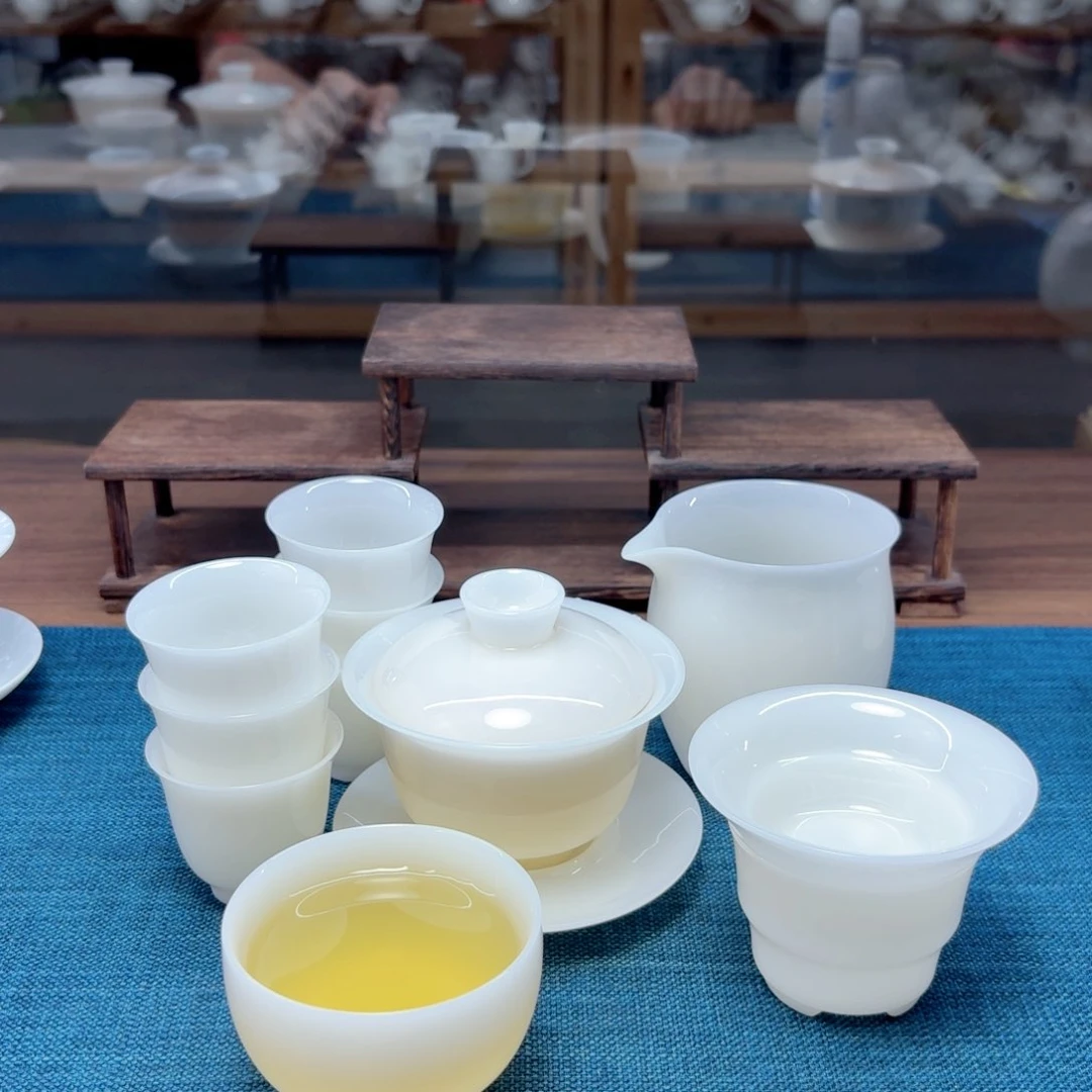璞玉冰种玉瓷茶具工厂