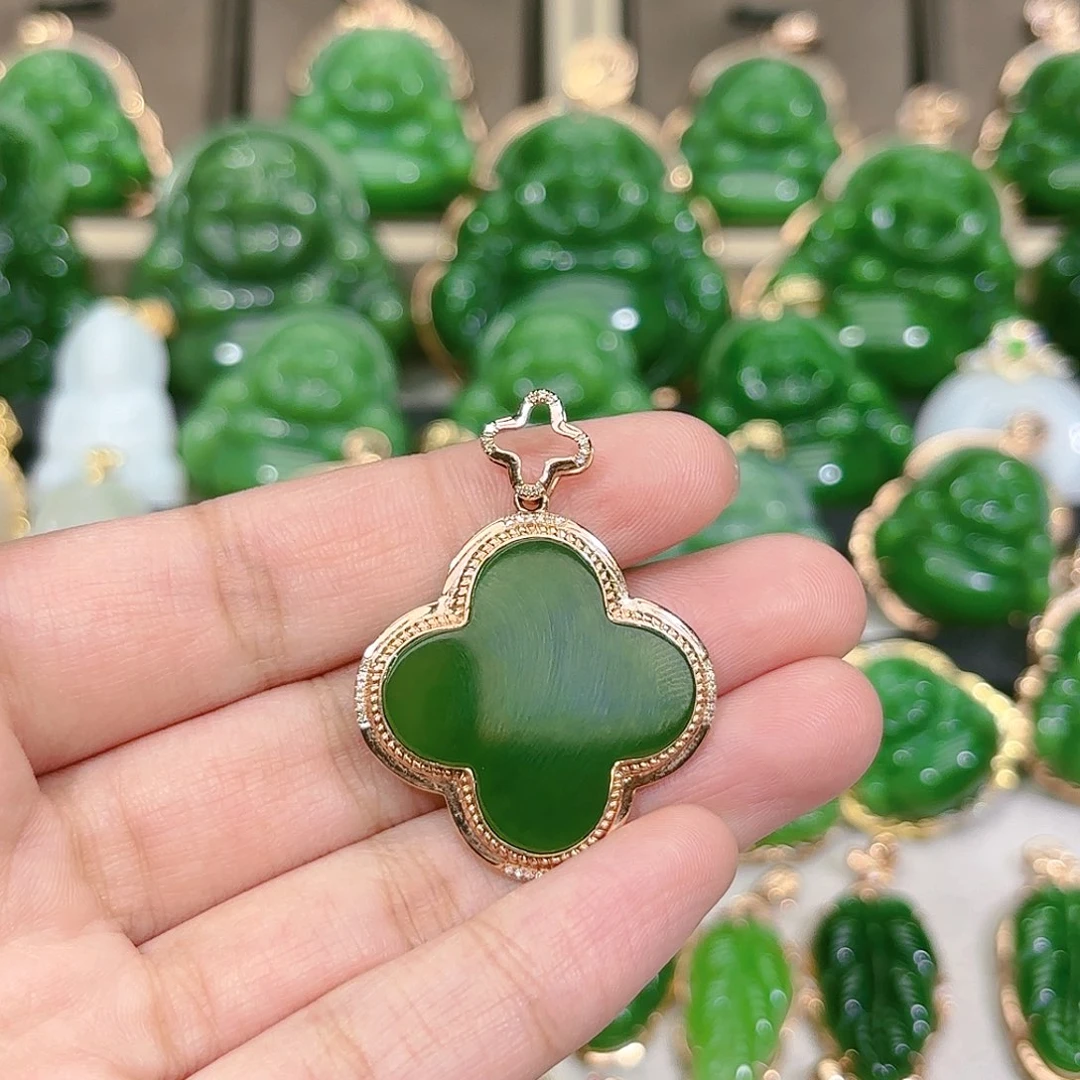 和田玉（碧玉）颈饰18K金镶嵌