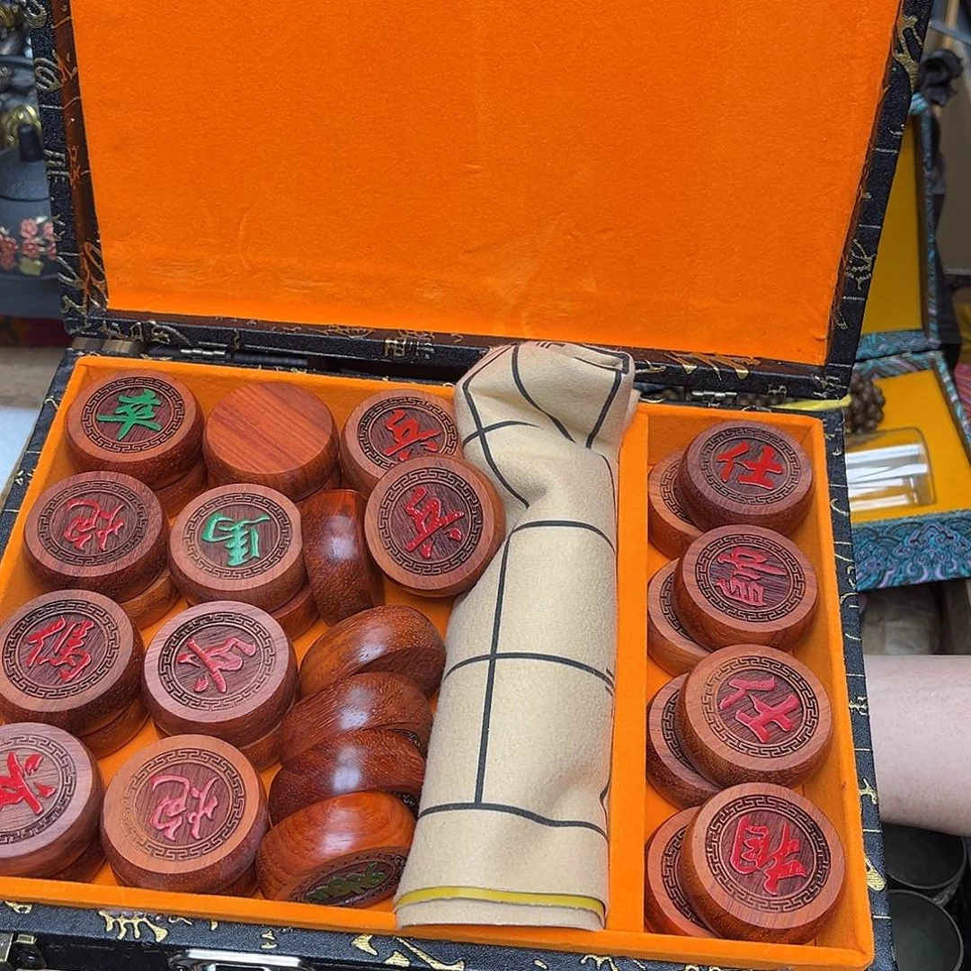 大叶紫檀（黑酸枝木类）