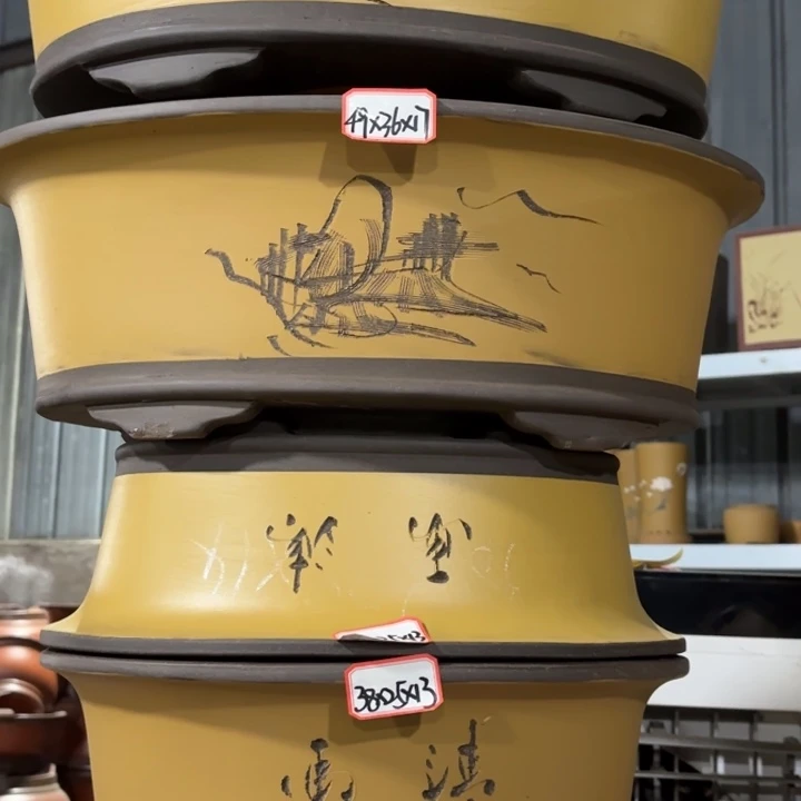 紫砂花盆      168-4。