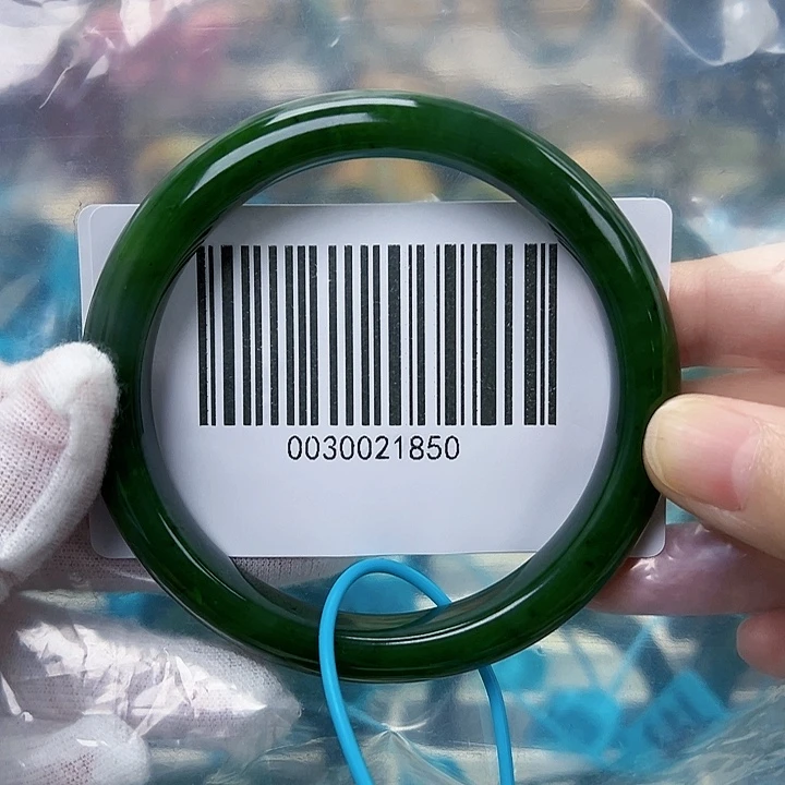 和田玉手镯未镶嵌微瑕6263