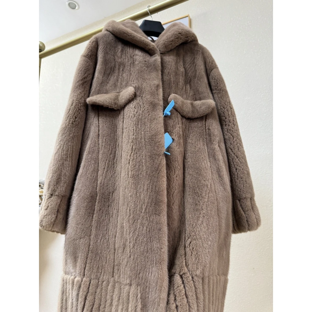 衣长86胸围110进口皇冠天鹅绒整貂水貂皮草外套连帽时尚卡其色