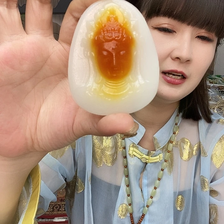 颈饰未镶嵌和田玉