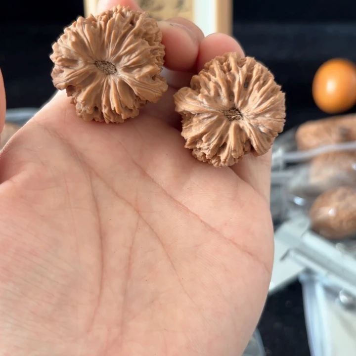 文玩核桃吊坠天***店南将