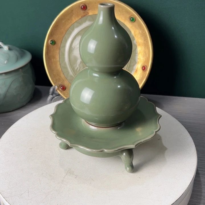 其他龙泉青瓷一件