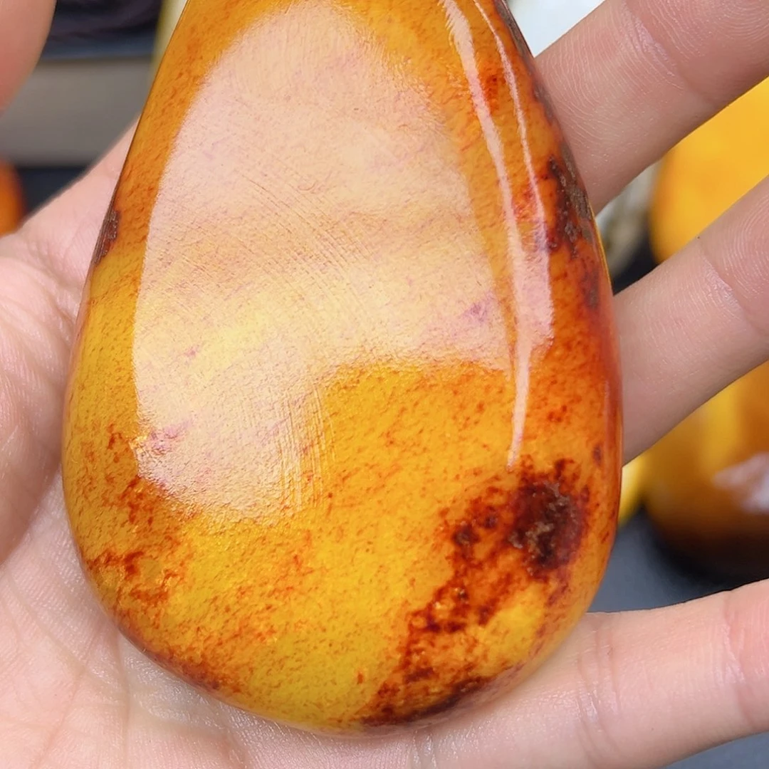 和田玉未镶嵌珠宝奇石