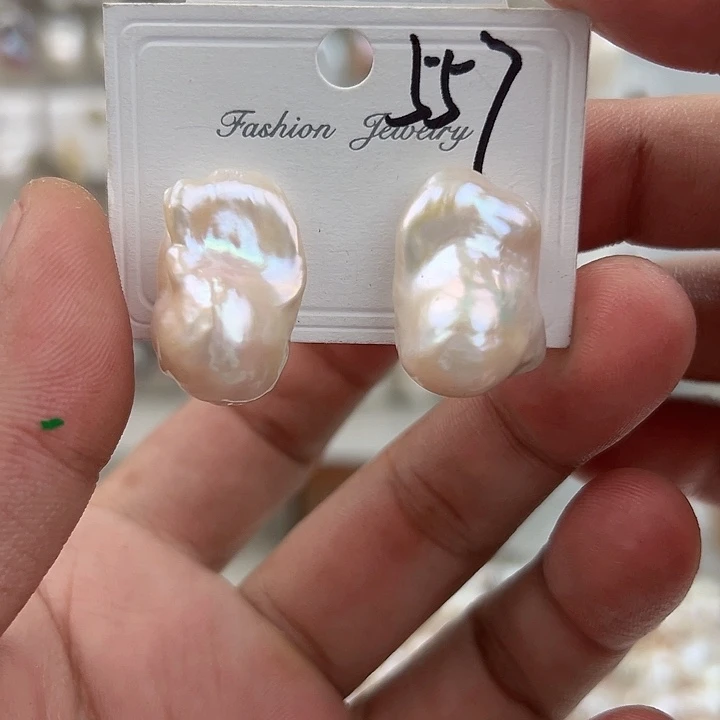 银S925镶嵌淡水珍珠耳饰