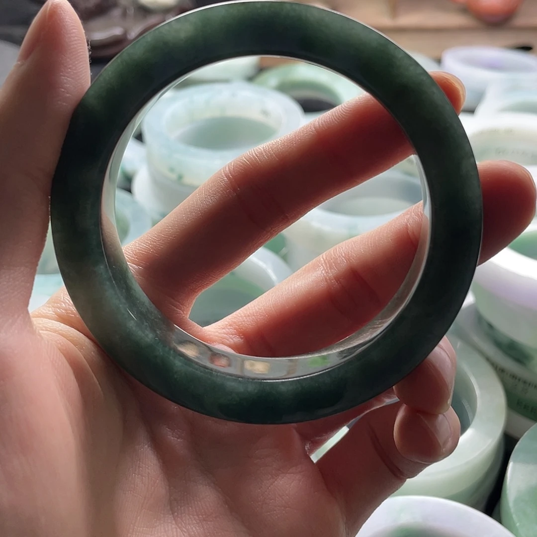 K***定制翡翠未镶嵌A货