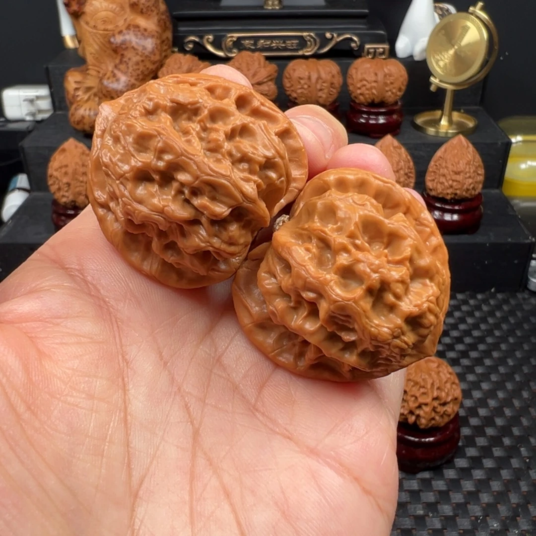 吊坠文玩核桃38全品梨木台