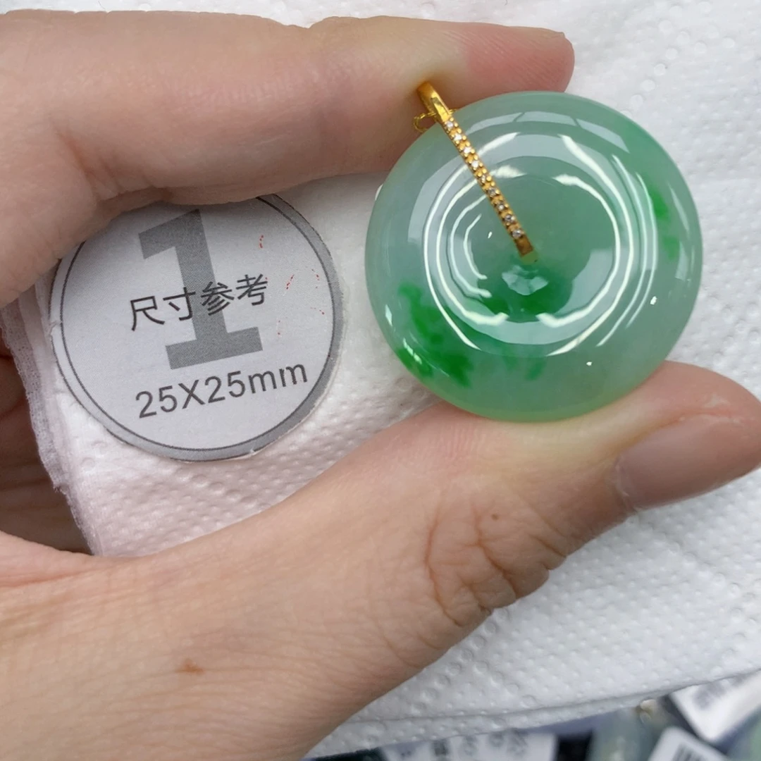 翡翠18K金镶嵌颈饰13357899888