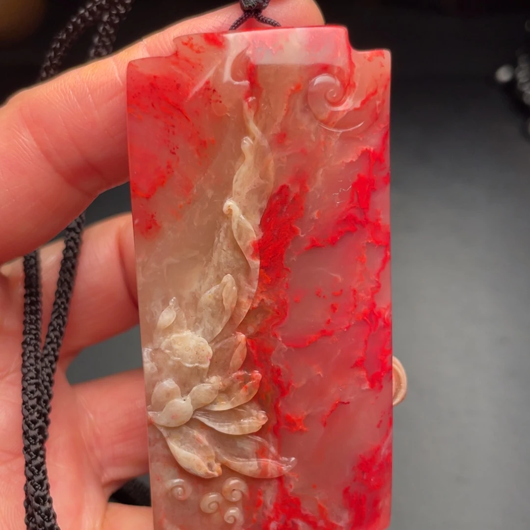 鸡血石鸡血石手把件牌子