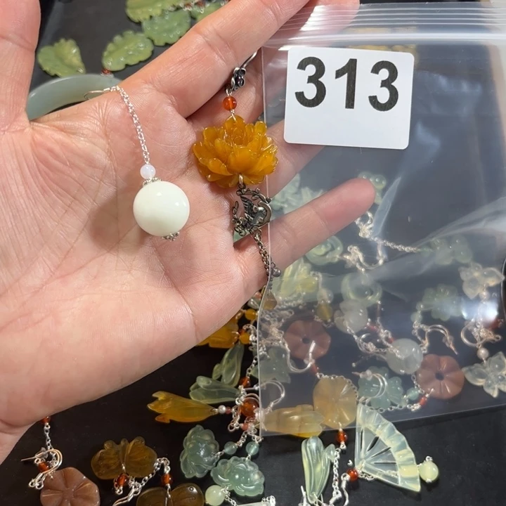 蛇纹石玉耳饰未镶嵌k****y