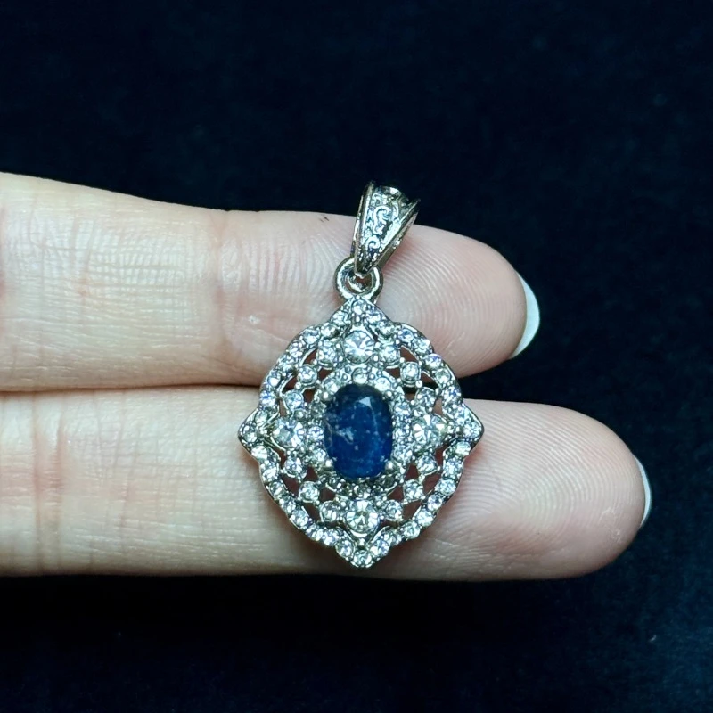 天然蓝宝石吊坠天然蓝宝石吊坠【多样性发其一】【多样性发其一】