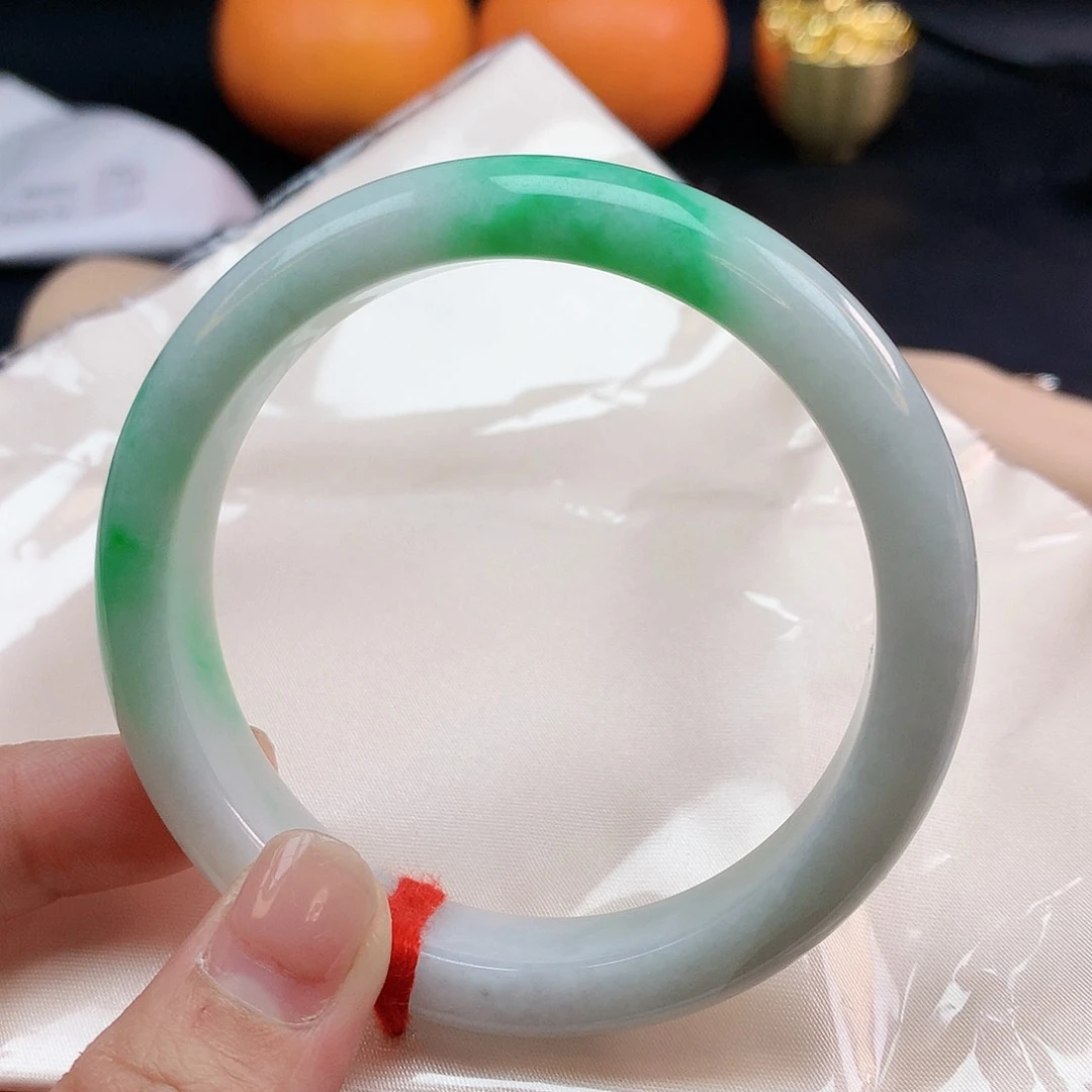 翡翠手镯未镶嵌59圈2430