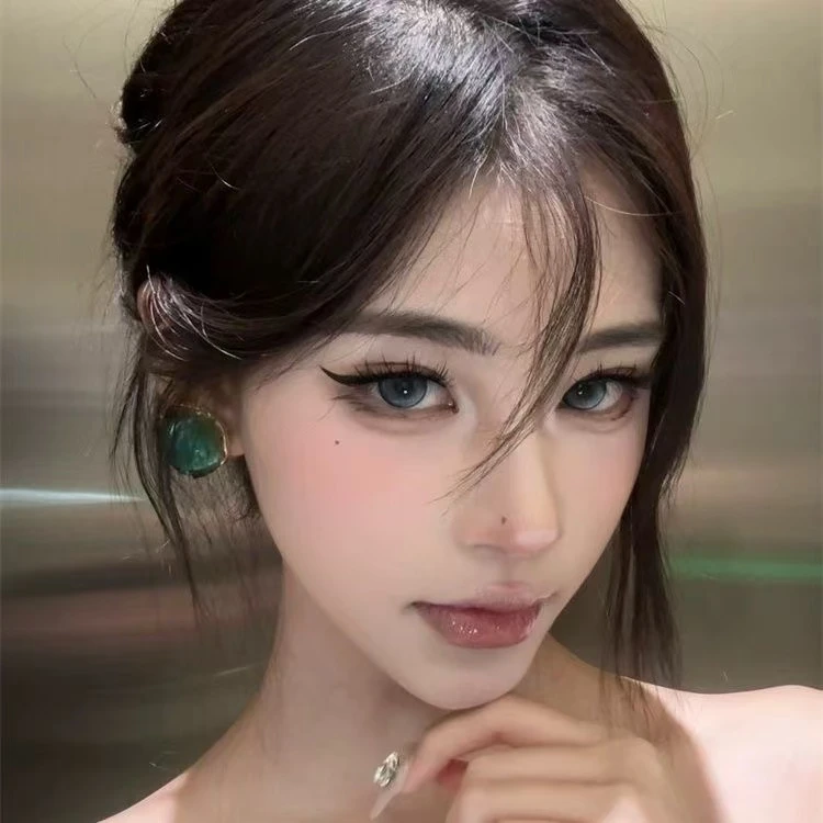 铜合金耳饰 中古风复古宫廷小众设计感绿色碎钻轻奢气质耳饰～耳钉