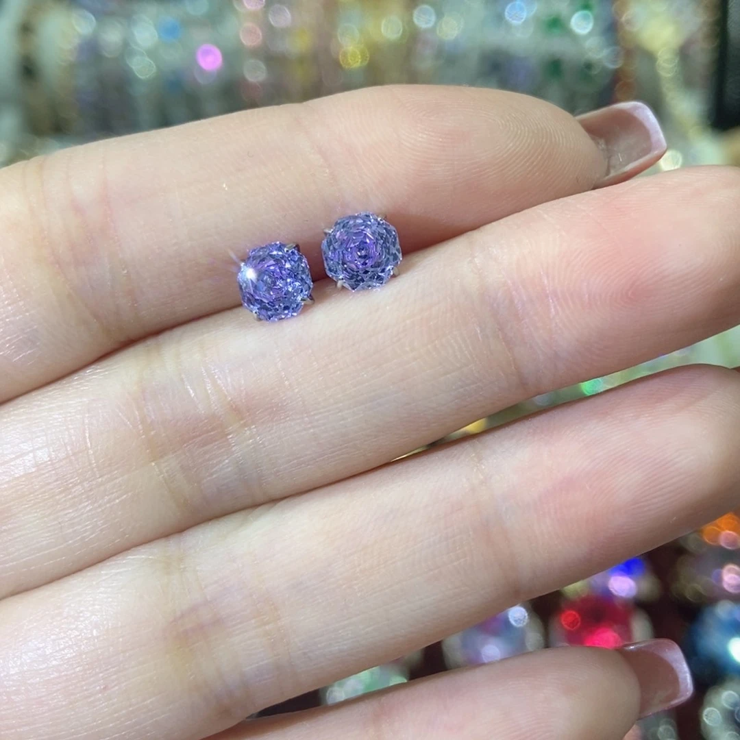 66锆石（处理）耳钉