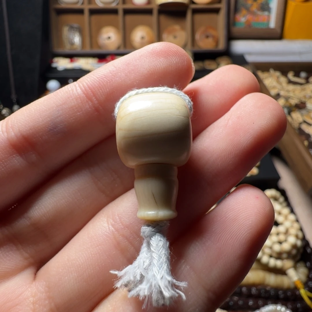 岚***。藏传完美的三通配饰