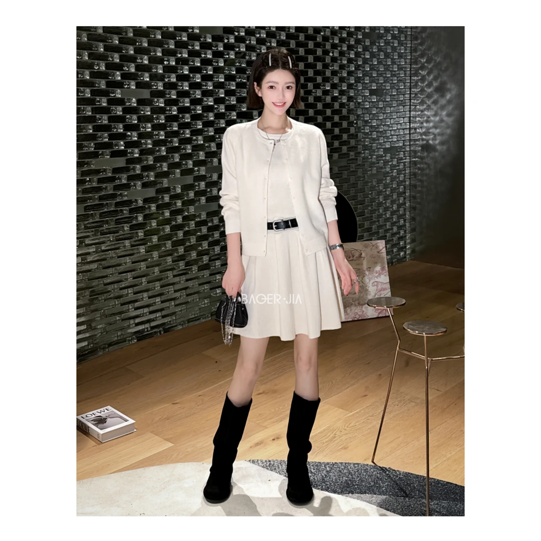 国潮-【颜值爆表】宝儿家含幂BF86725309XQ秋季氛围感100羊毛两件套