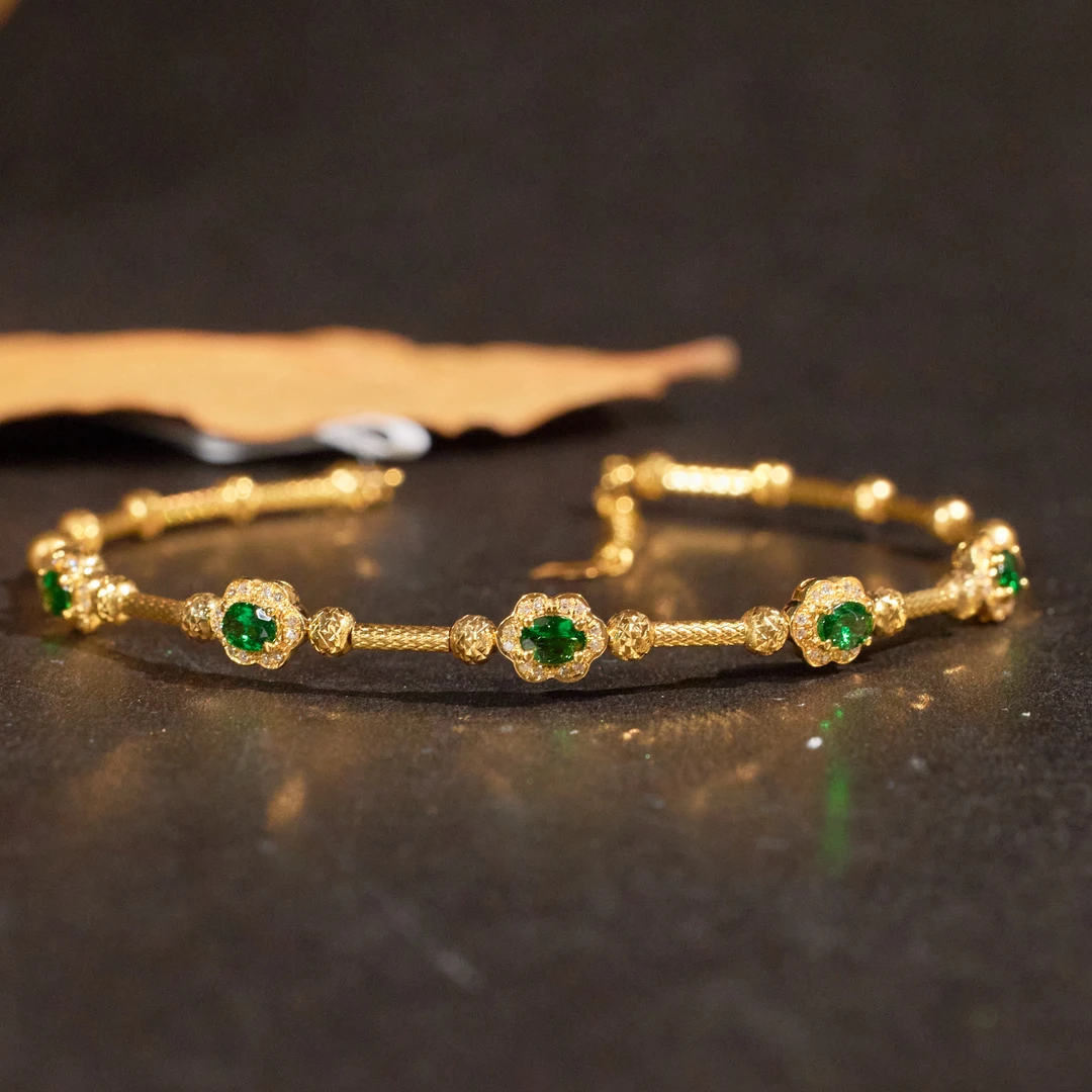 【歪歪】沙弗莱手链*18K镶嵌S1179