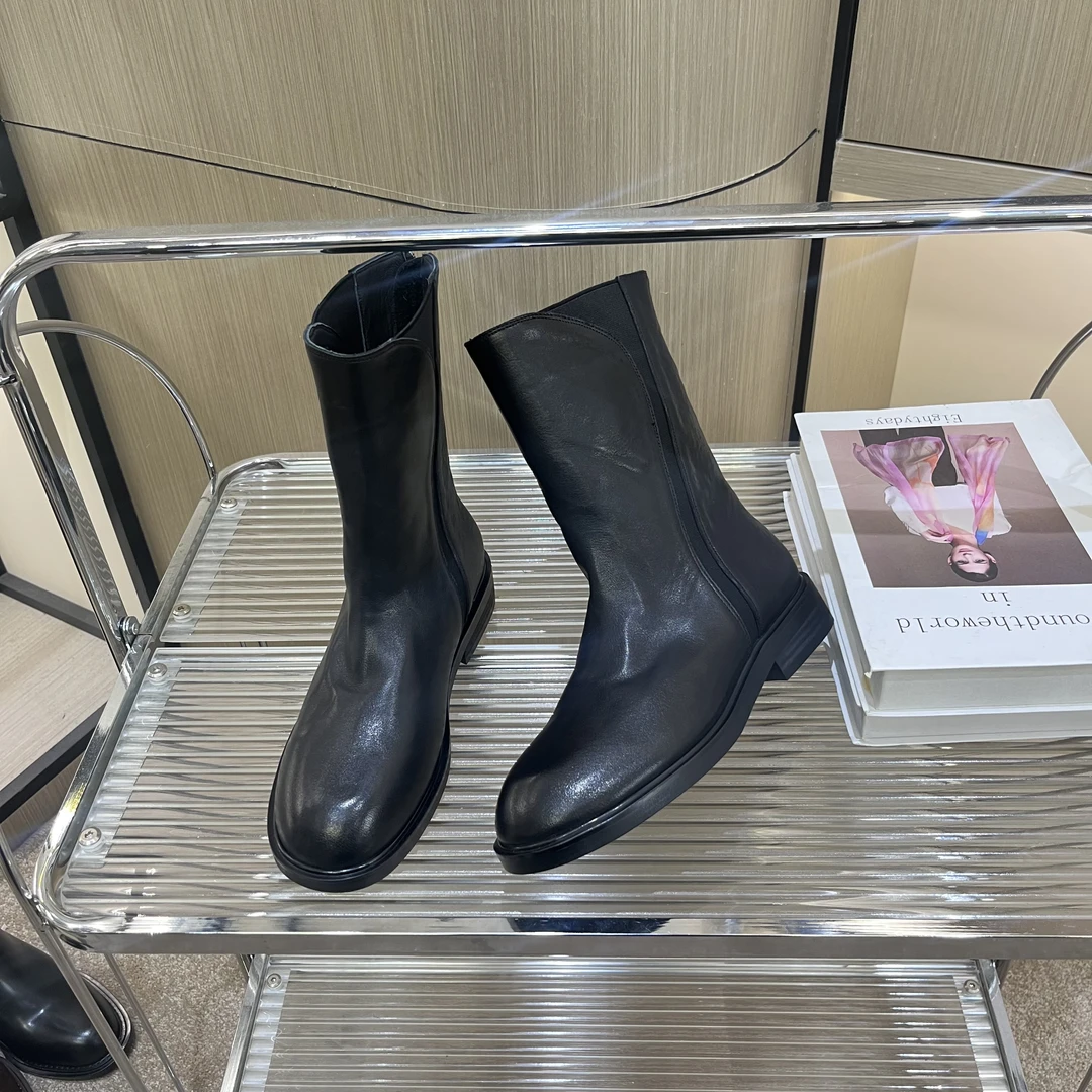 T972025新款低跟平底胎牛圆头百搭真皮女士中筒靴G528